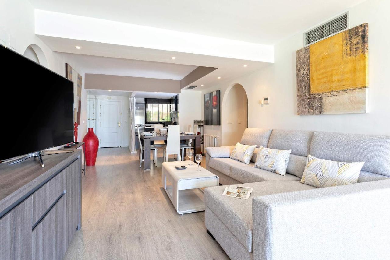 Genteel Guadalmina Golf Apartment *